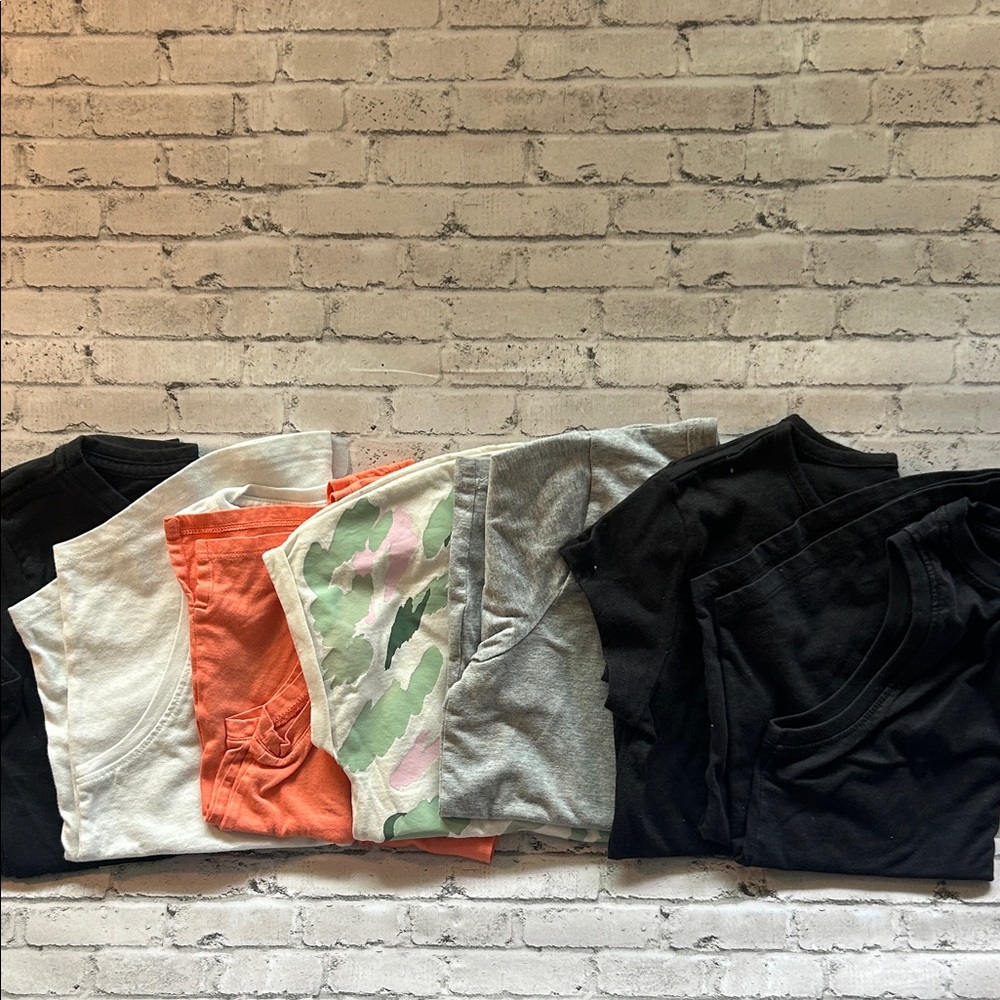 Girl’s Athletic Tshirt/Tank Bundle (7)